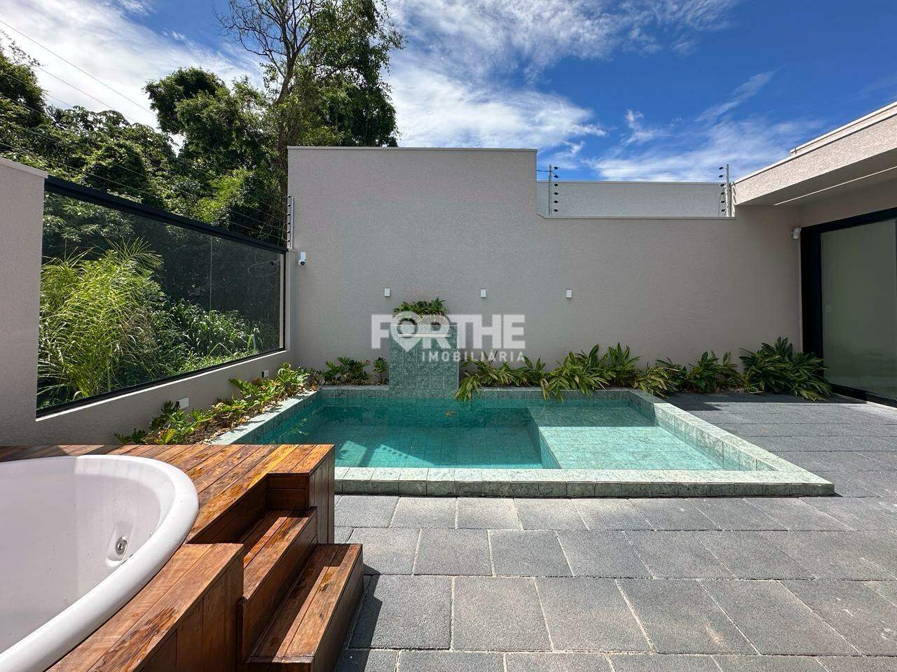 Casa à venda no Recanto Tropical: 