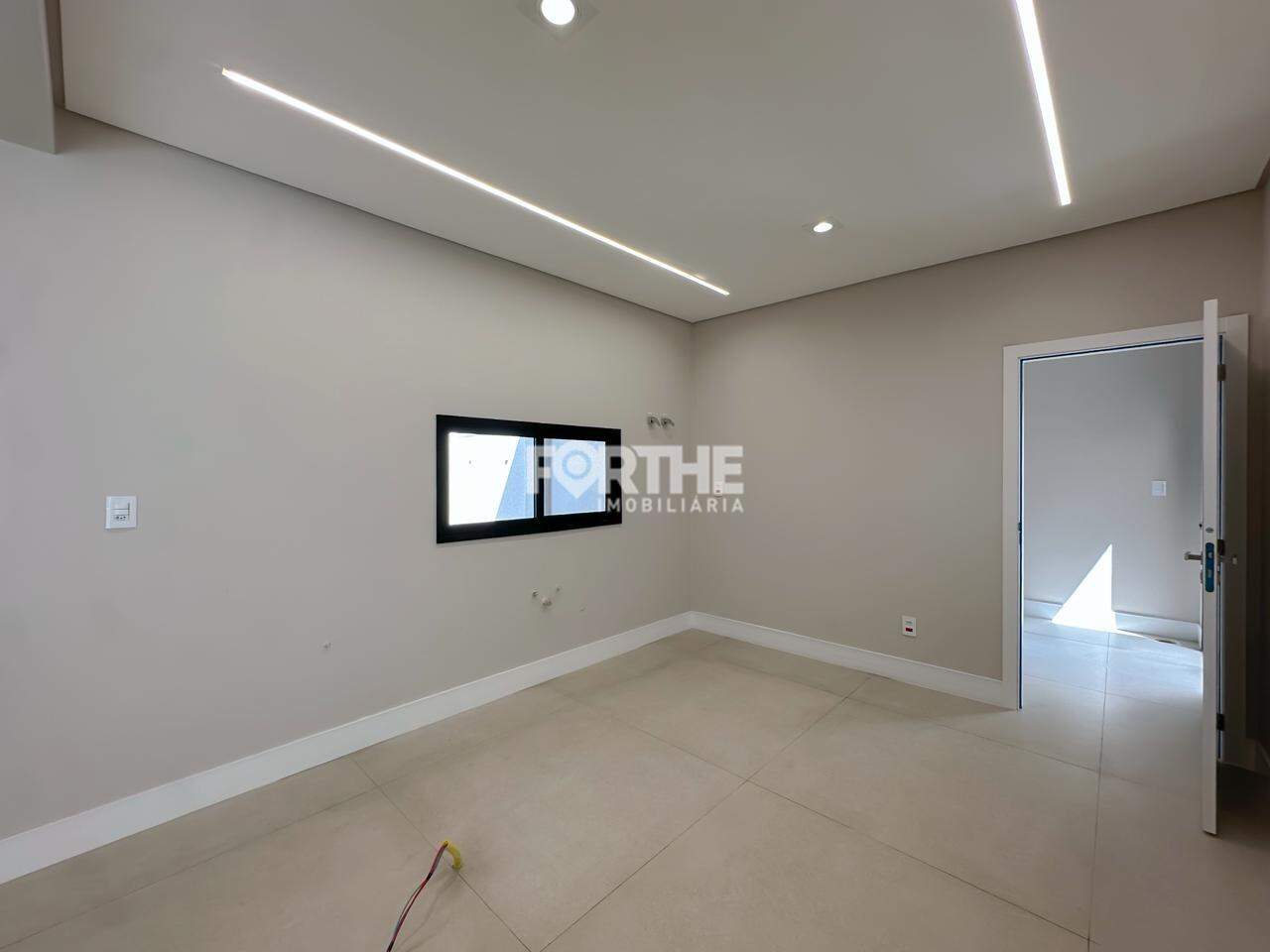 Casa à venda no Recanto Tropical: 