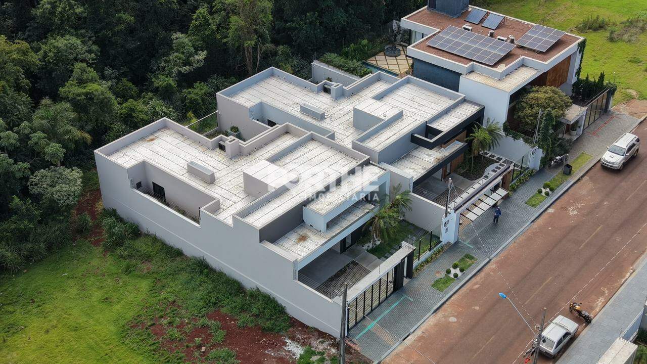 Casa à venda no Recanto Tropical III: 