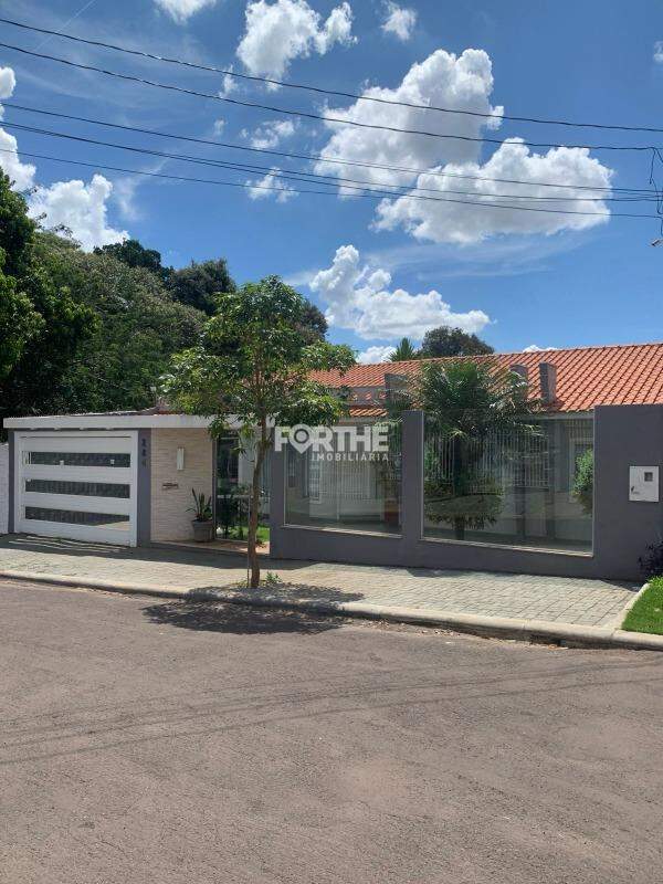 Casa à venda no Recanto Tropical: 