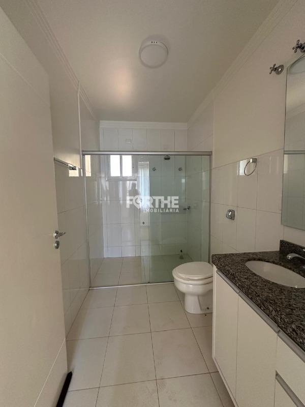 Casa em Condomínio à venda no Country: 