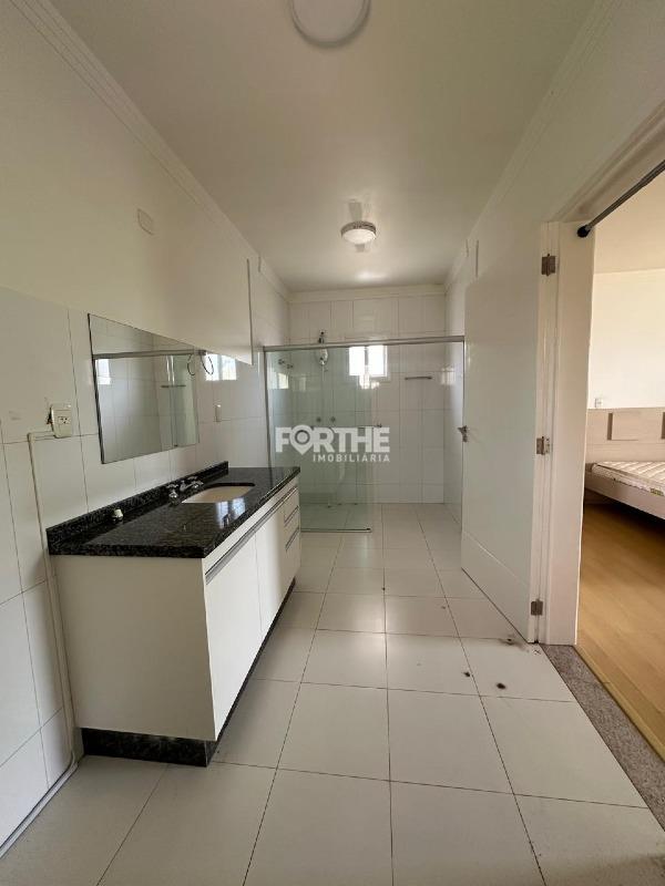 Casa em Condomínio à venda no Country: 