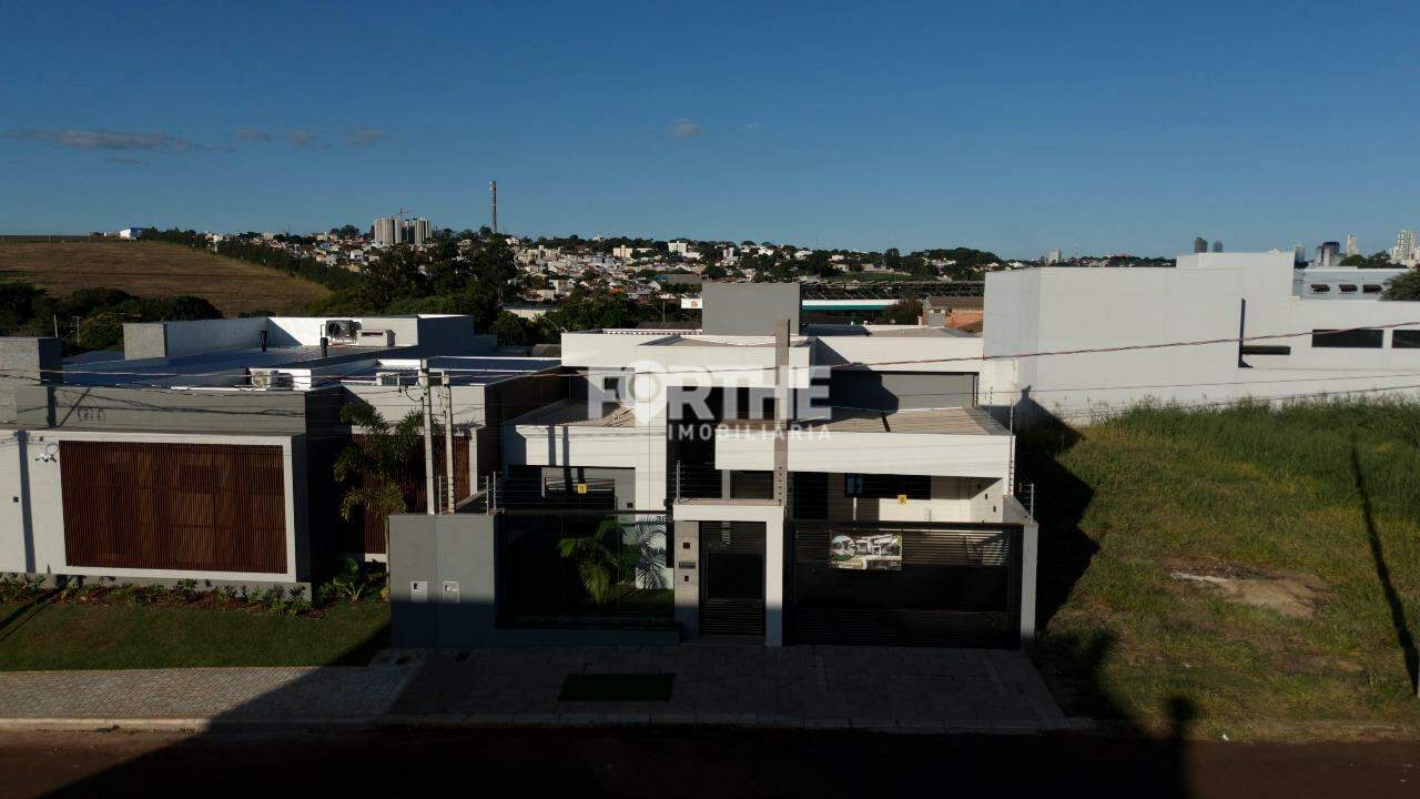 Casa à venda no Recanto Tropical II: 