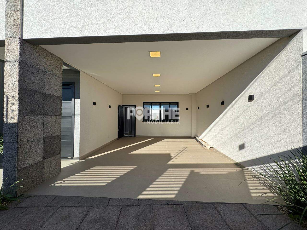 Casa à venda no Recanto Tropical II: 