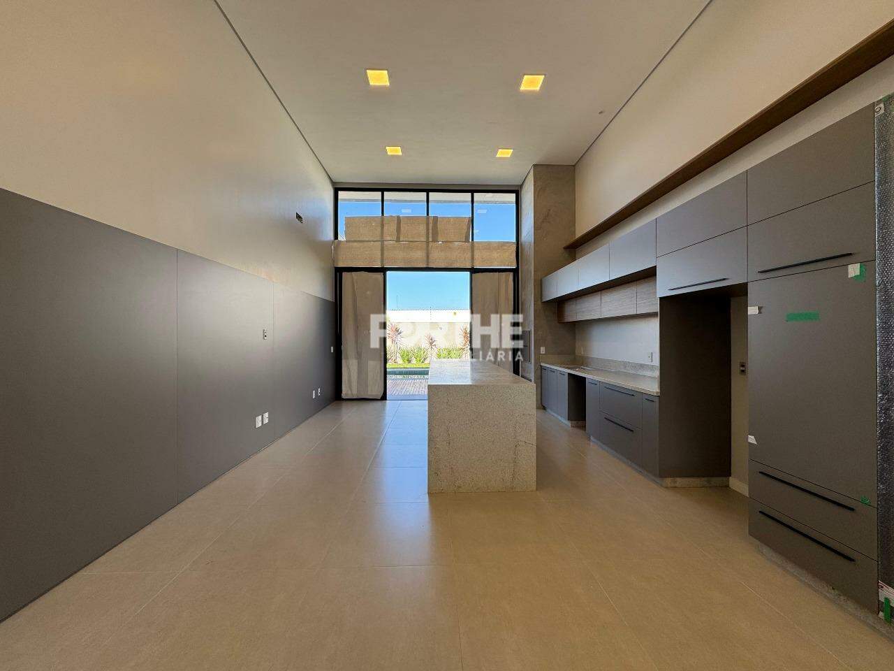 Casa à venda no Recanto Tropical II: 