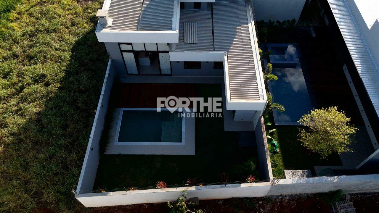 Casa à venda no Recanto Tropical II: 