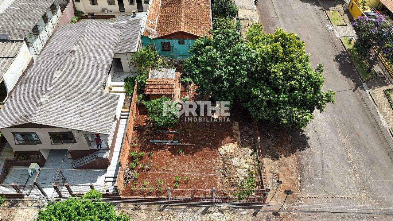 Terreno à venda no Centro: 