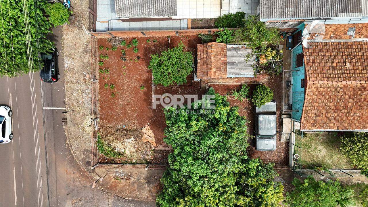 Terreno à venda no Centro: 