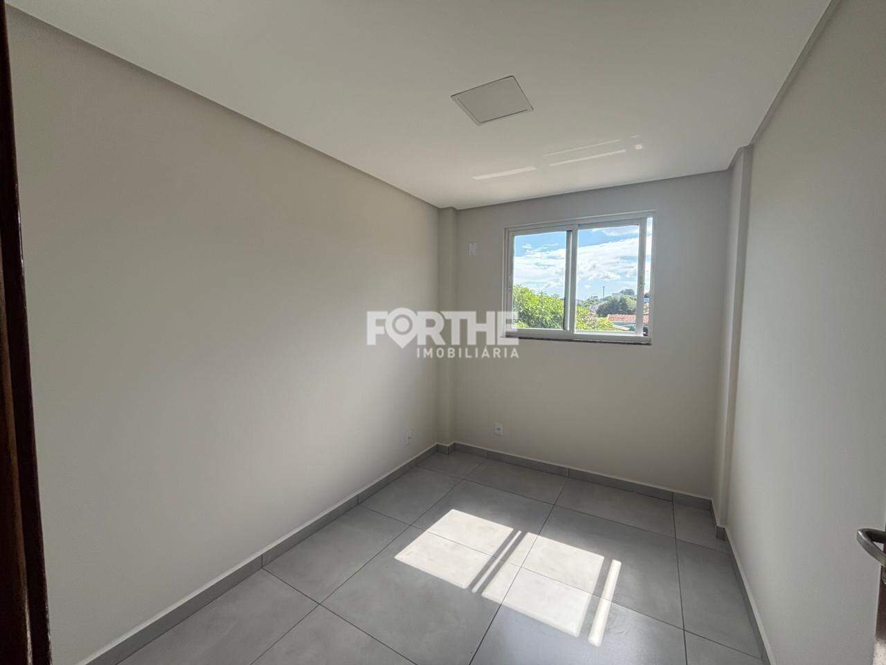 Apartamento para aluguel no Neva: 