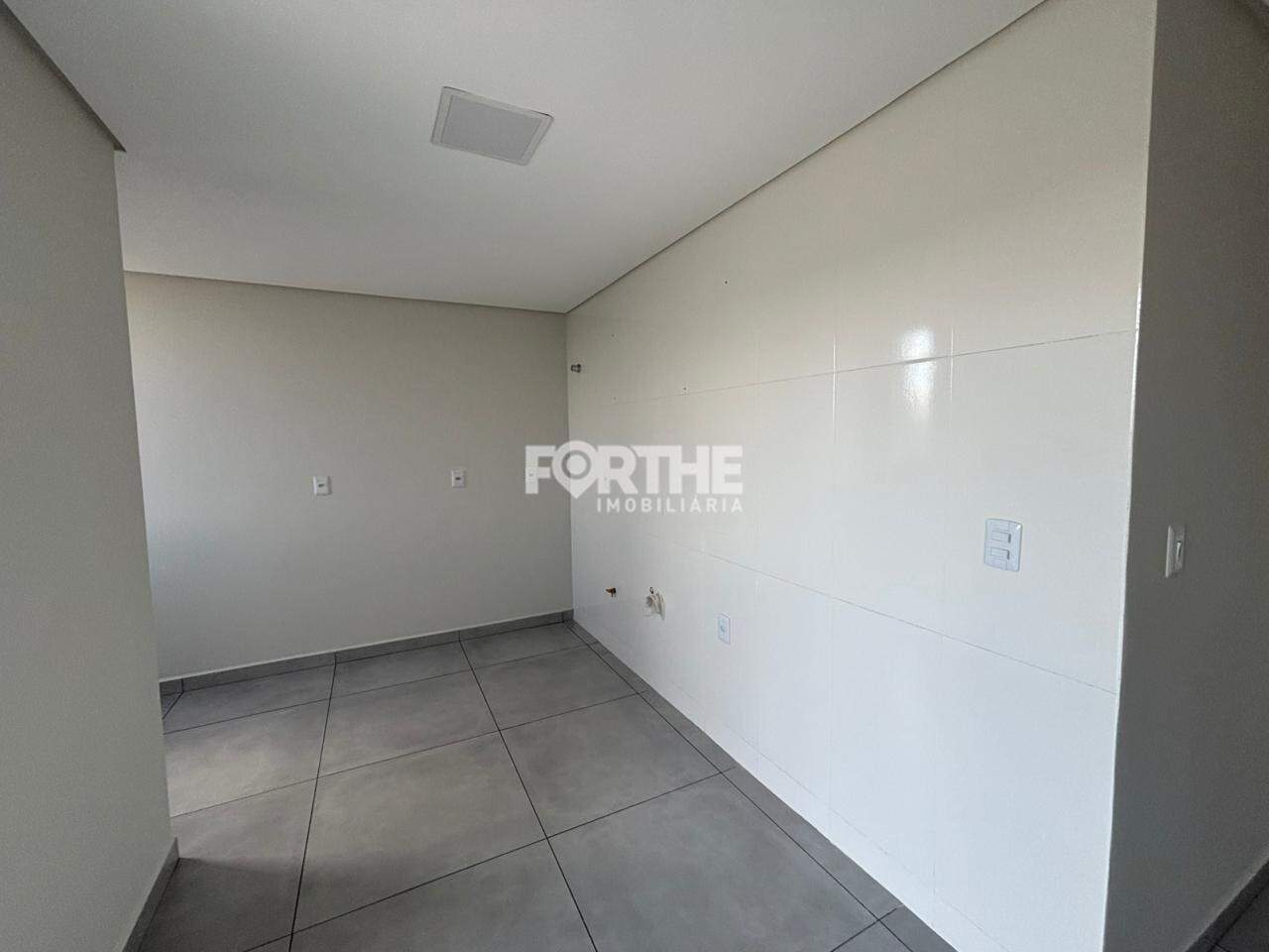 Apartamento para aluguel no Neva: 