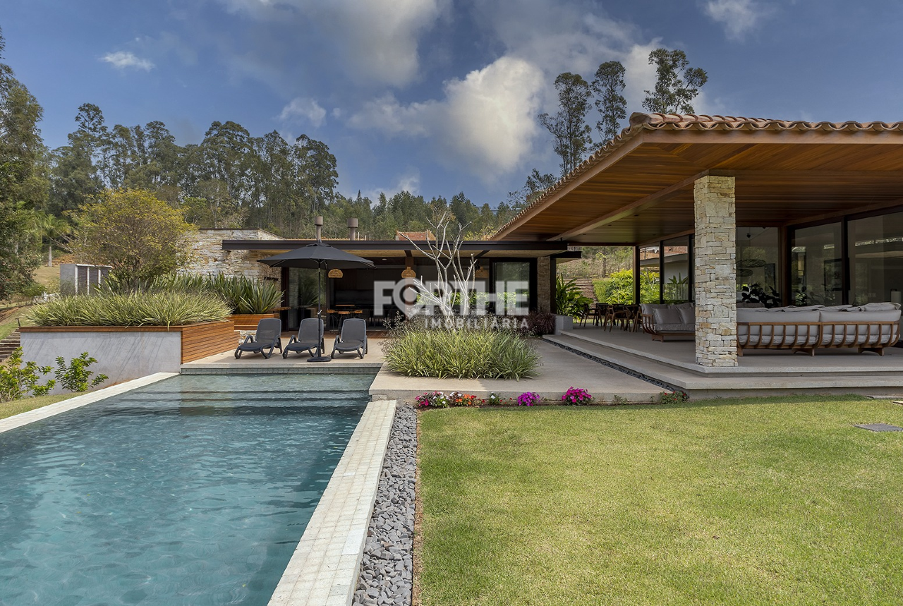 Terreno em condomínio à venda no Interlagos: