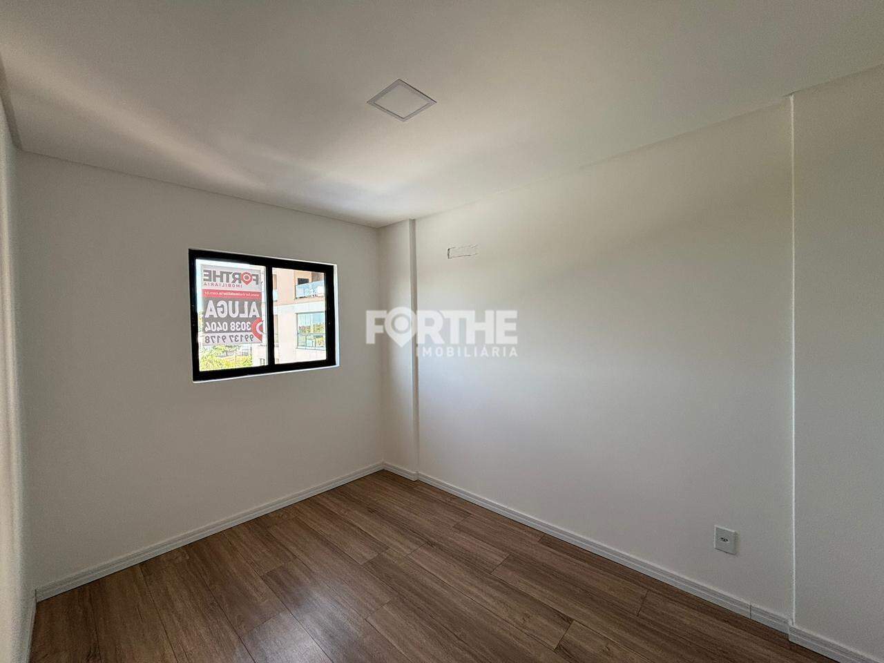 Apartamento para aluguel no Pioneiros Catarinenses: 