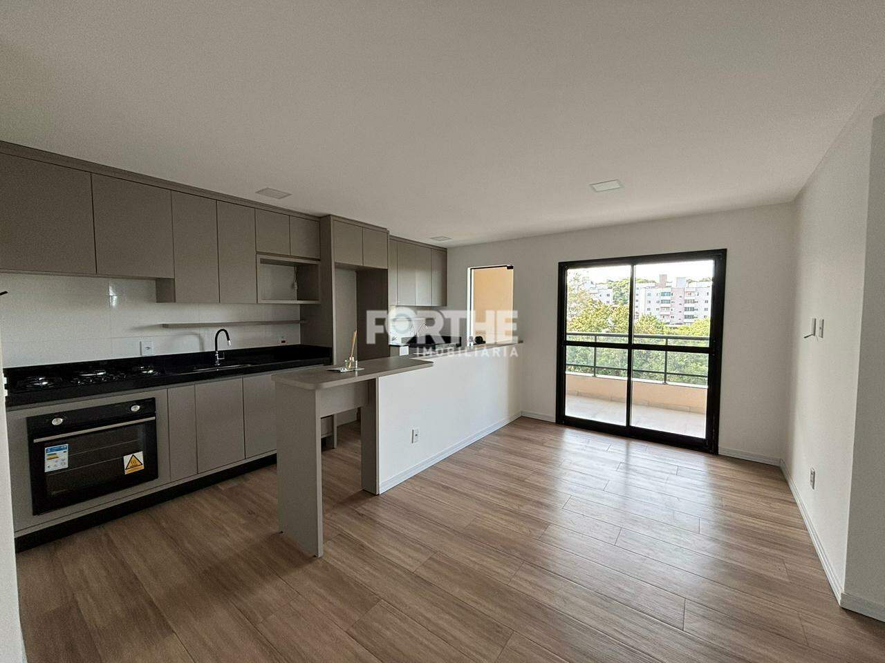 Apartamento para aluguel no Pioneiros Catarinenses: 