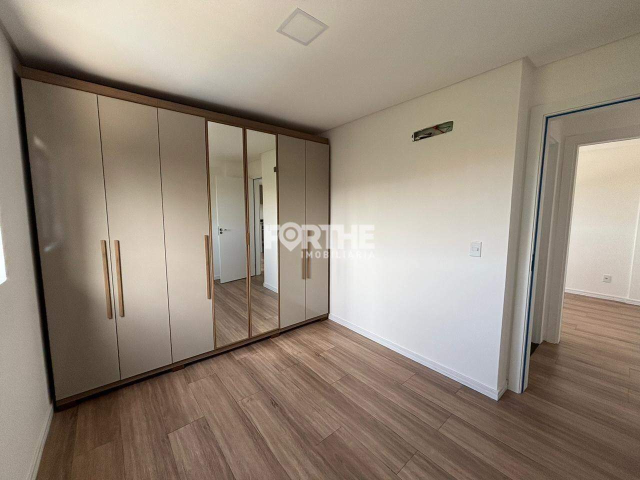 Apartamento para aluguel no Pioneiros Catarinenses: 