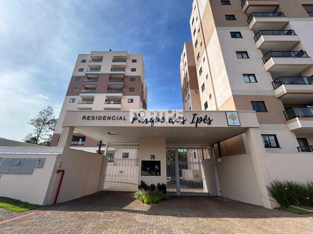 Apartamento para aluguel no Pioneiros Catarinenses: 