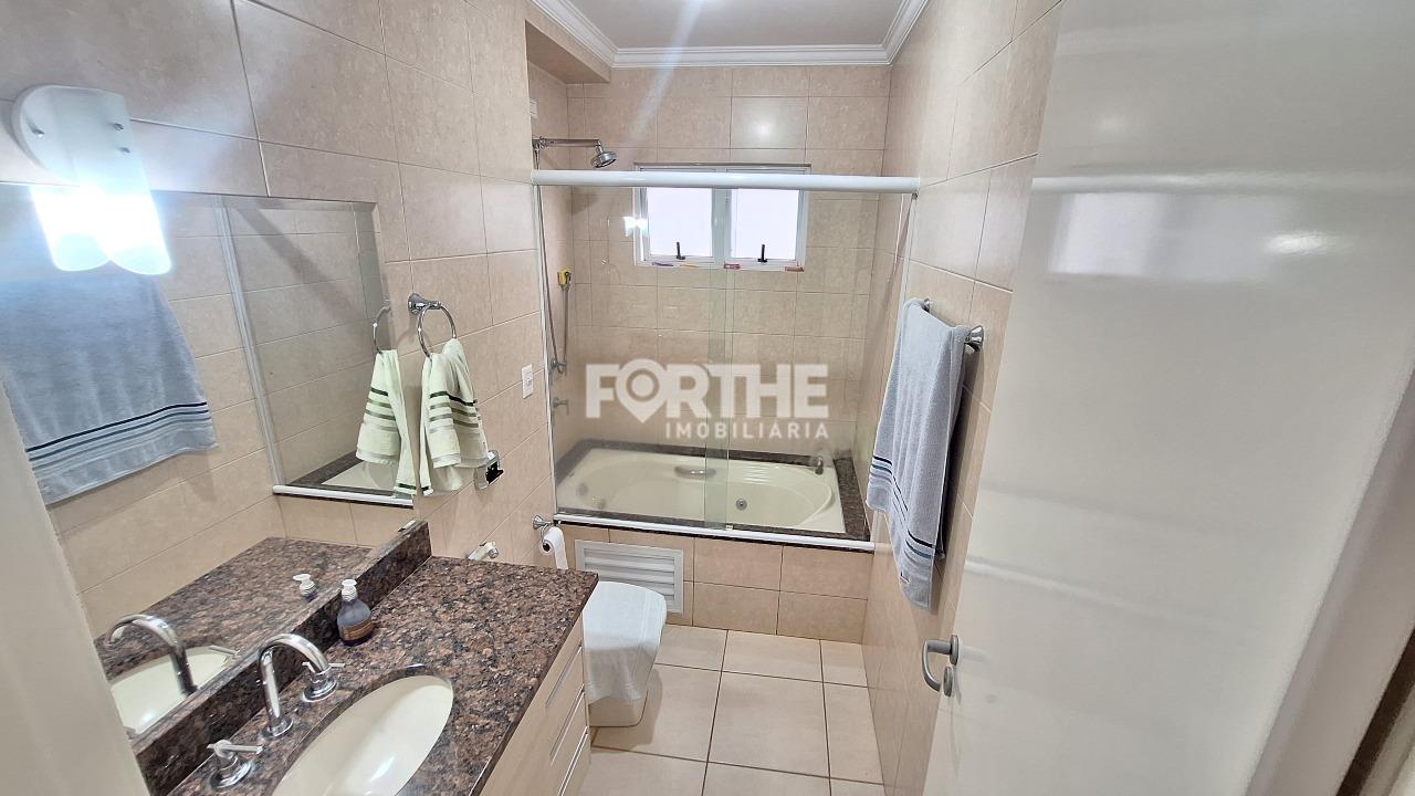 Sobrado em condomínio à venda no FAG: 