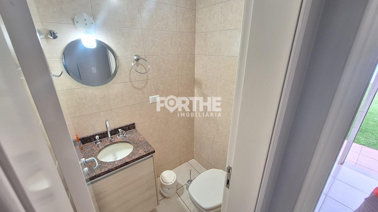 Sobrado em condomínio à venda no FAG: 