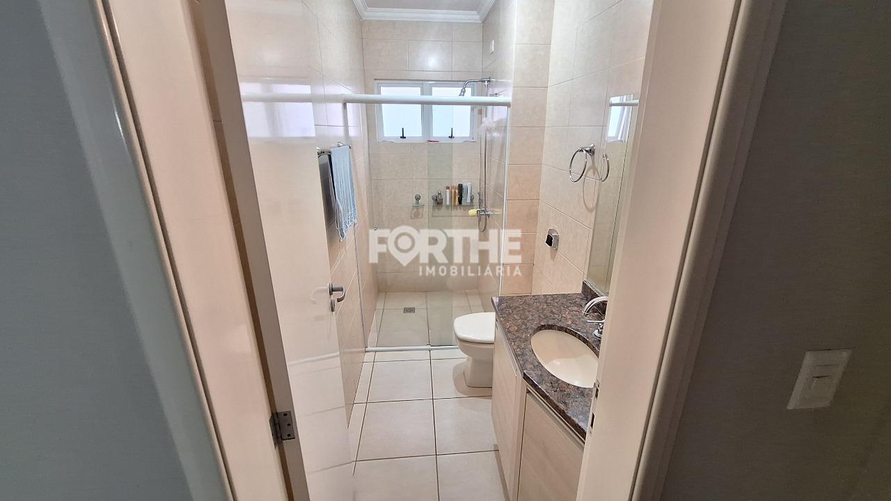 Sobrado em condomínio à venda no FAG: 