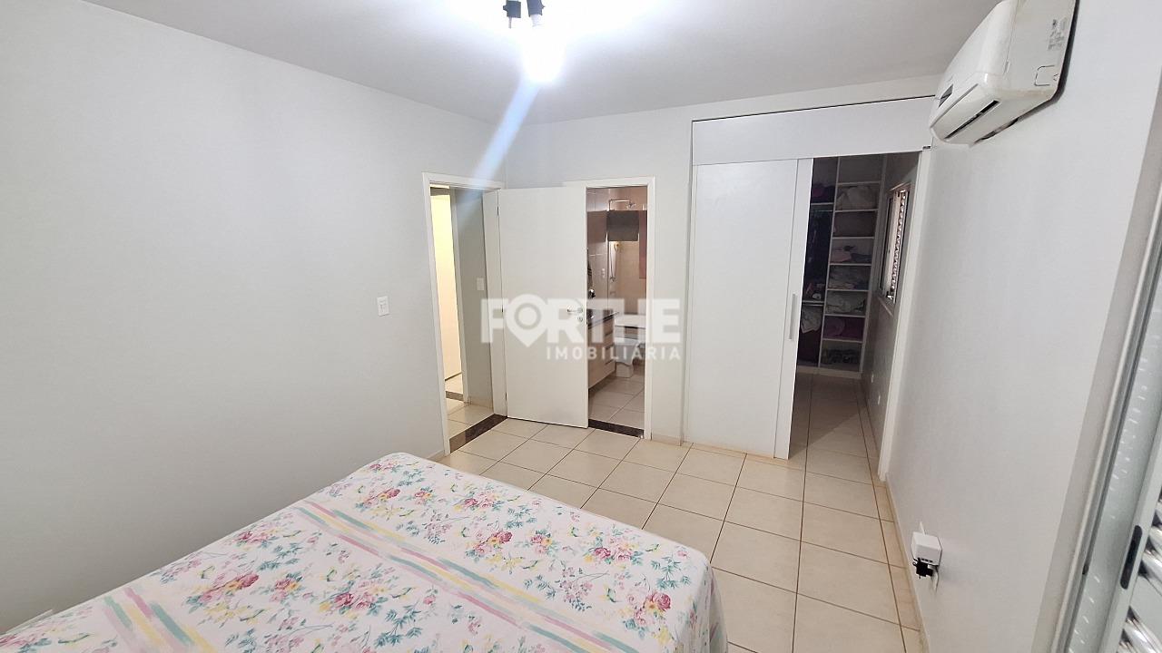 Sobrado em condomínio à venda no FAG: 