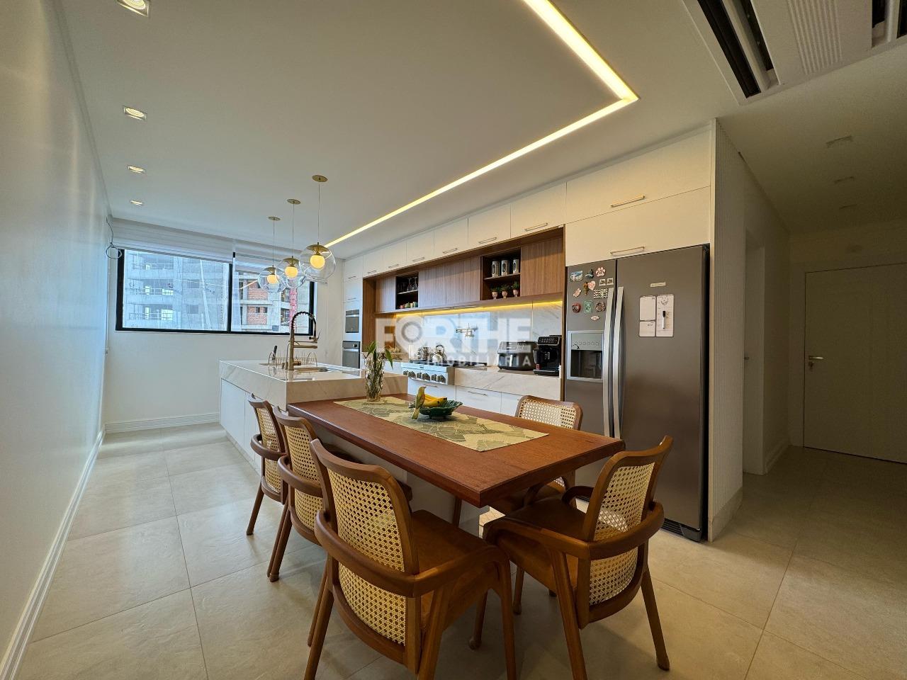 Apartamento à venda no Neva: