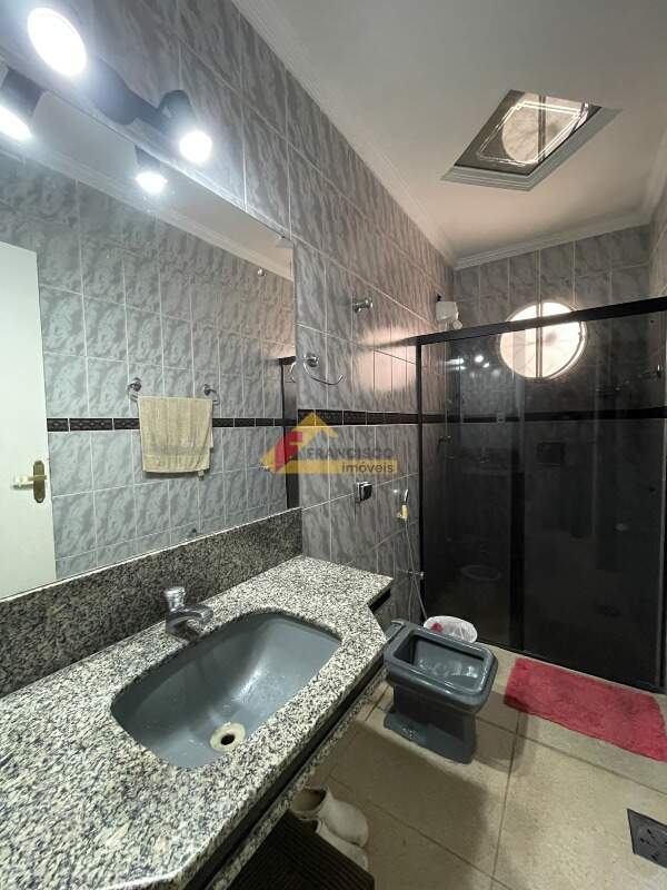 Casa Comercial para aluguel no Bom Pastor: