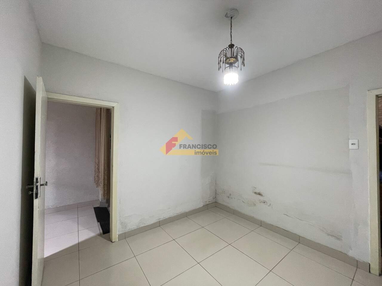 Casa Comercial para aluguel no Bom Pastor: