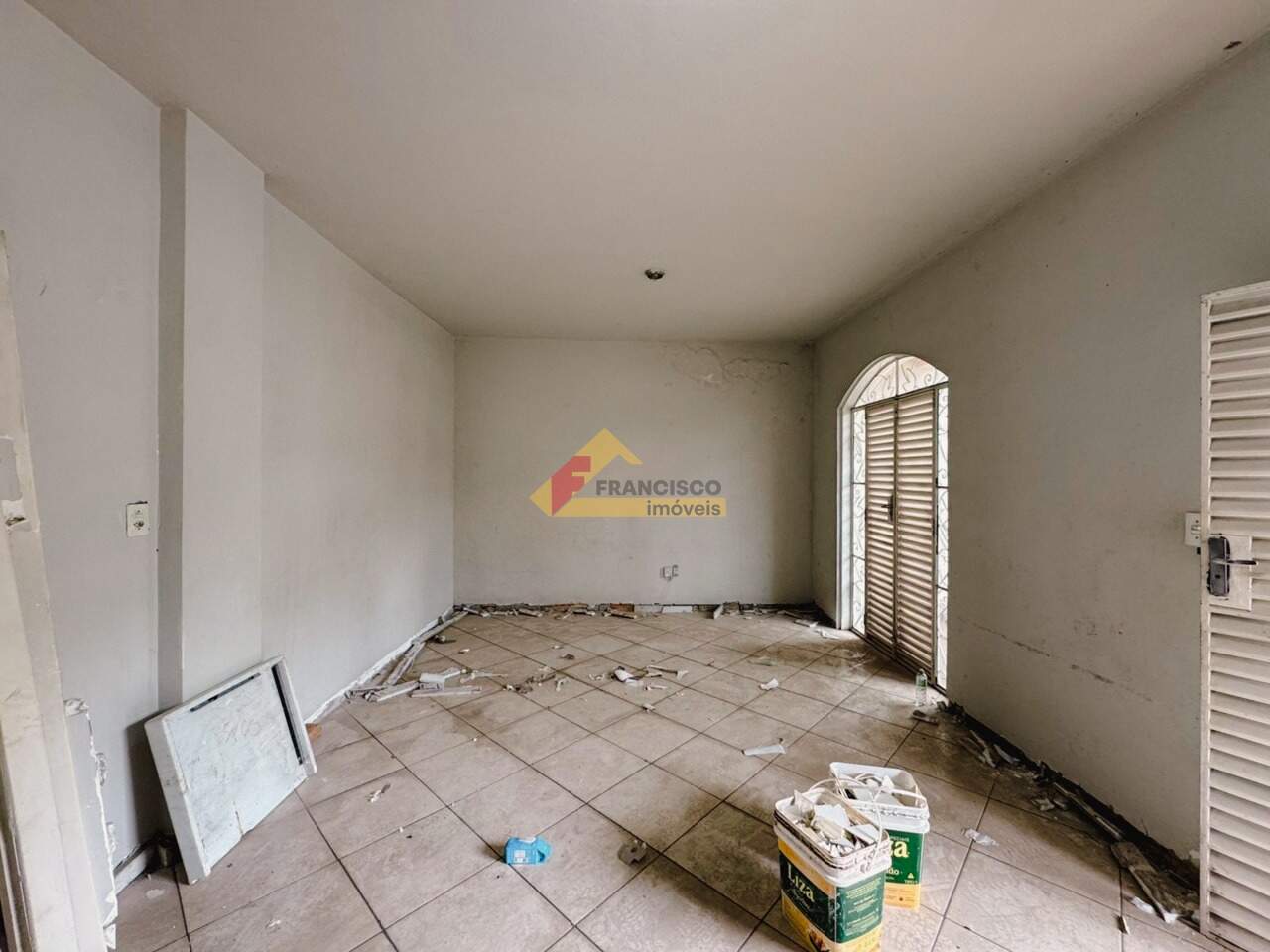 Casa Comercial para aluguel no Centro:
