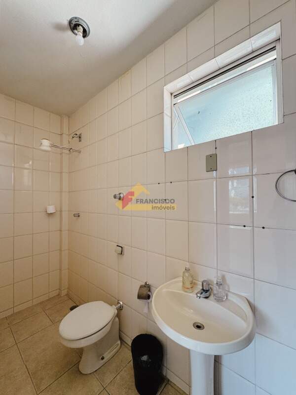 Sala para aluguel no Centro: