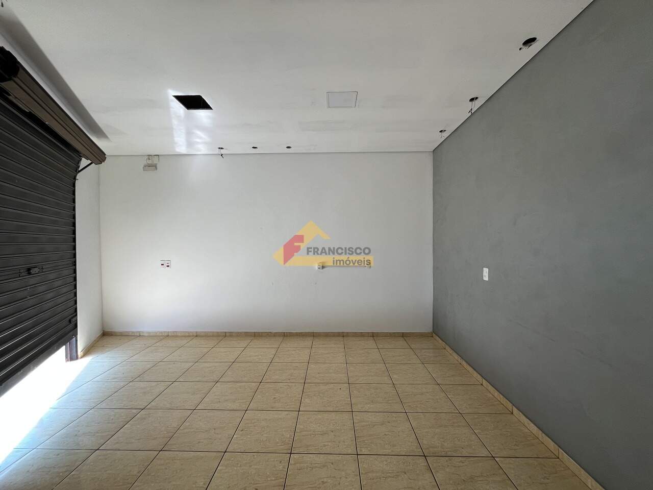 Loja para aluguel no Interlagos: