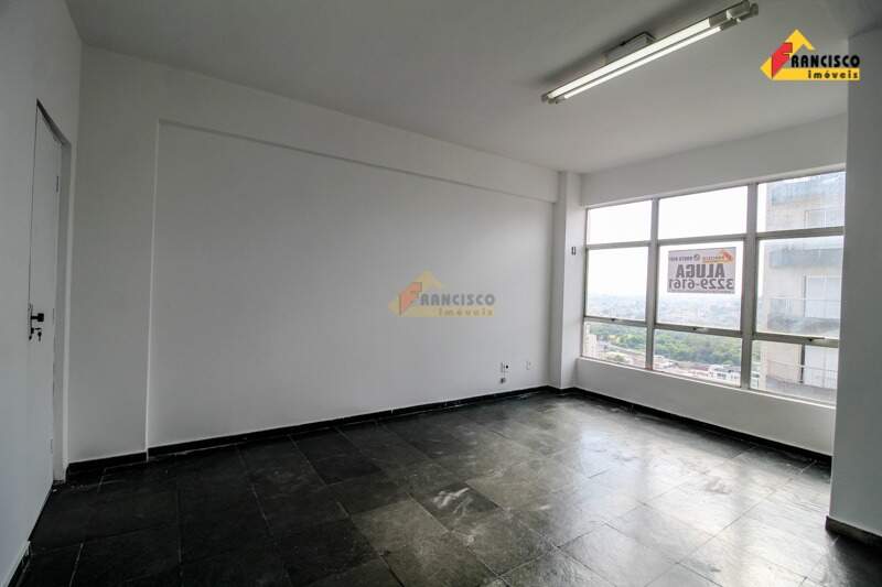 Sala para aluguel no Centro: