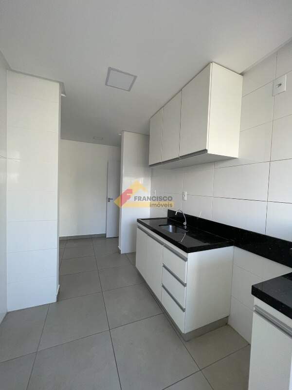 Apartamento para aluguel no Manoel Valinhas: