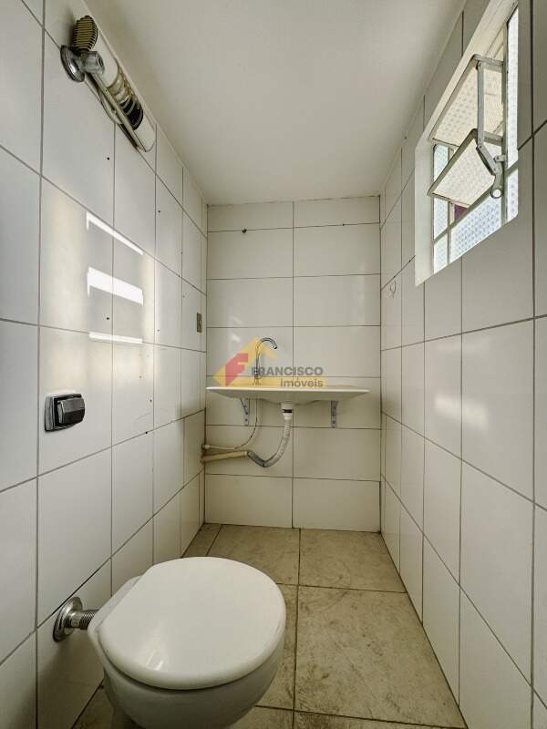 Casa Comercial para aluguel no Centro: