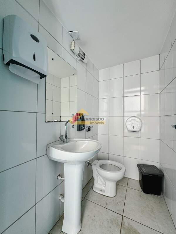 Casa Comercial para aluguel no Centro: