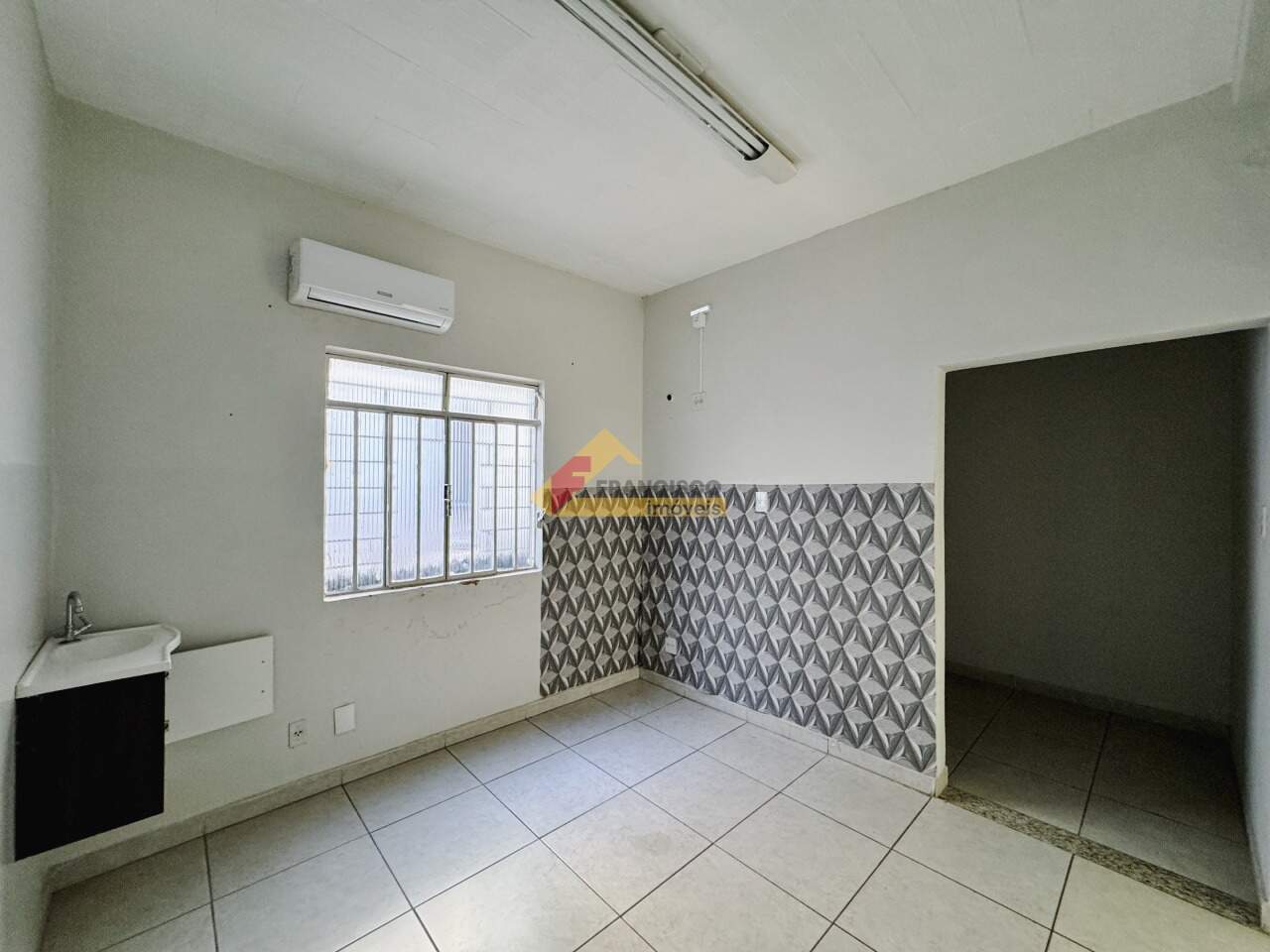 Casa Comercial para aluguel no Centro: