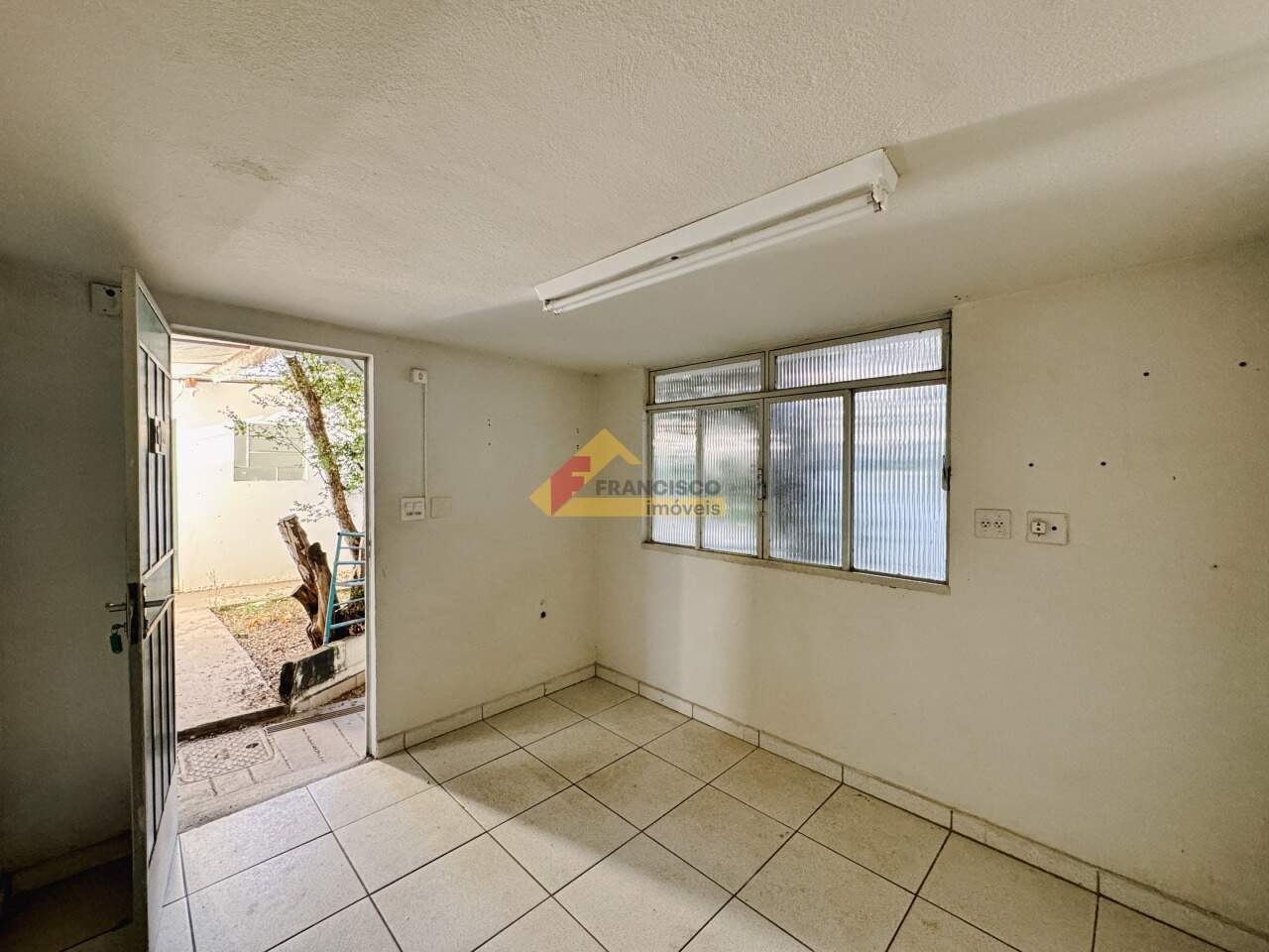 Casa Comercial para aluguel no Centro: