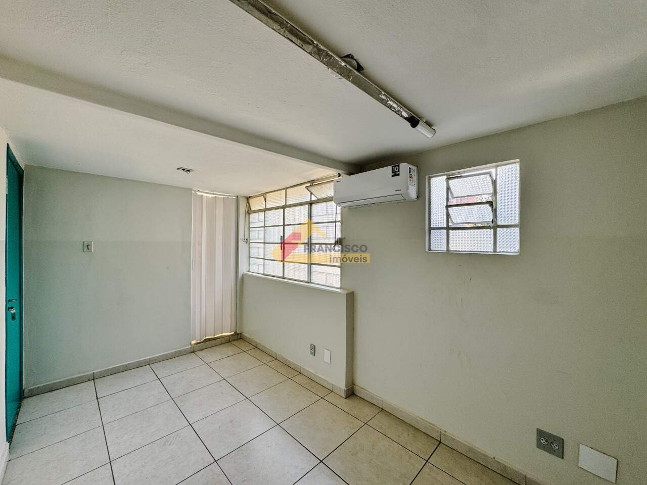 Casa Comercial para aluguel no Centro: