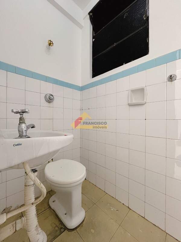 Sala para aluguel no Centro: