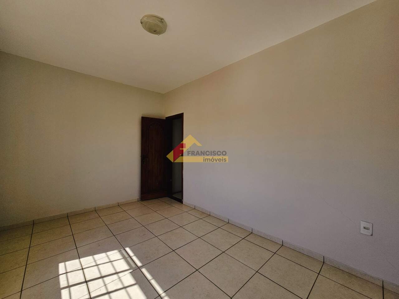 Casa para aluguel no Jardim Alvorada: