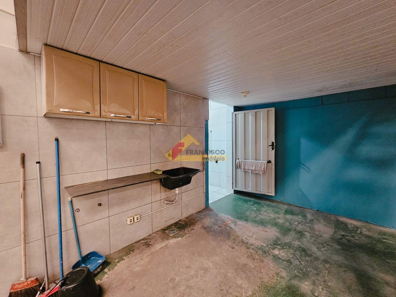 Galpão para aluguel no Geraldo Pereira: