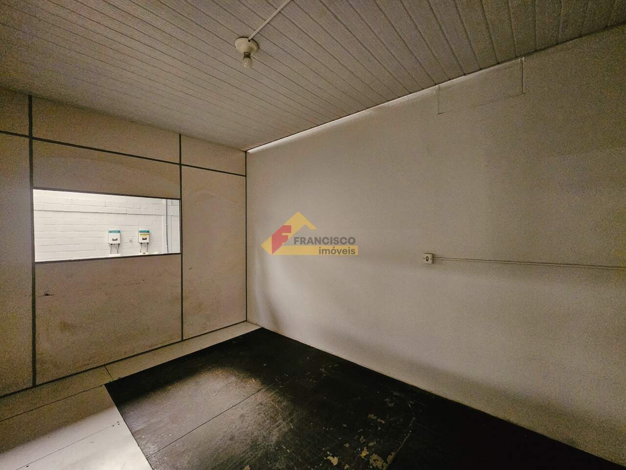 Galpão para aluguel no Geraldo Pereira: