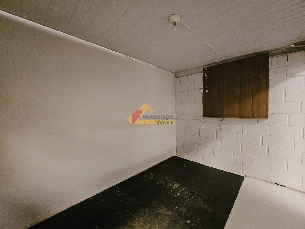 Galpão para aluguel no Geraldo Pereira: