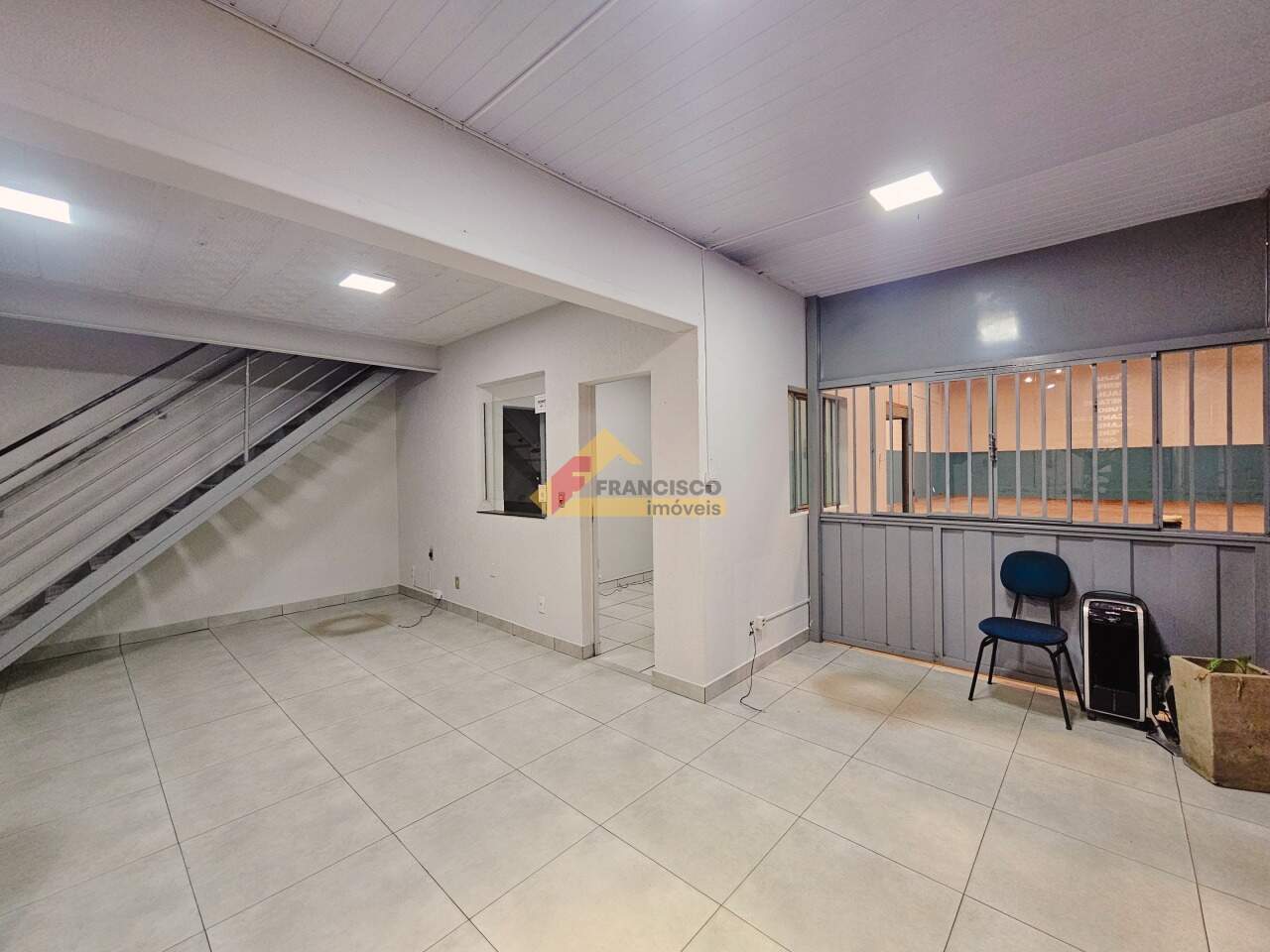 Galpão para aluguel no Geraldo Pereira: