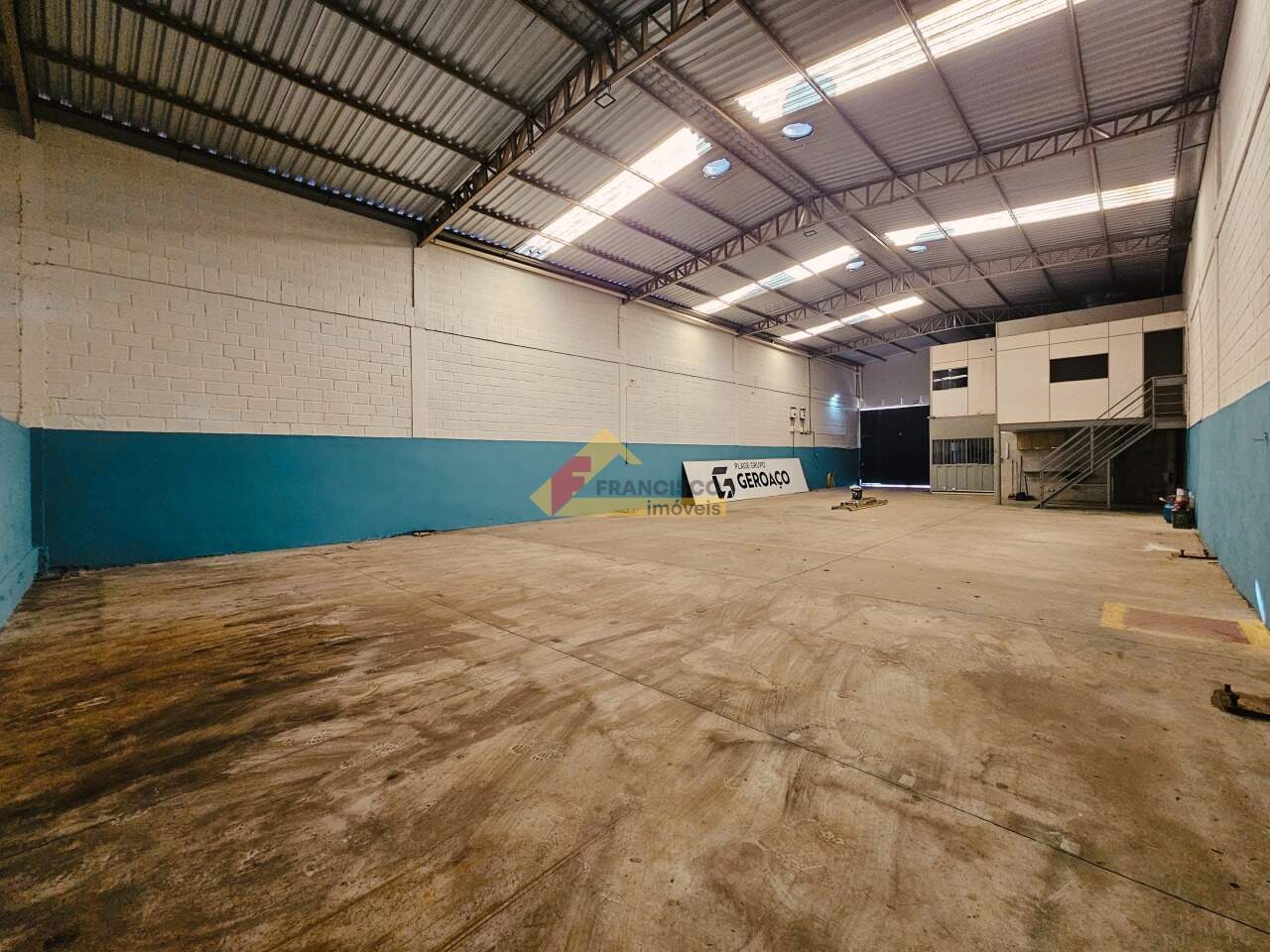 Galpão para aluguel no Geraldo Pereira: