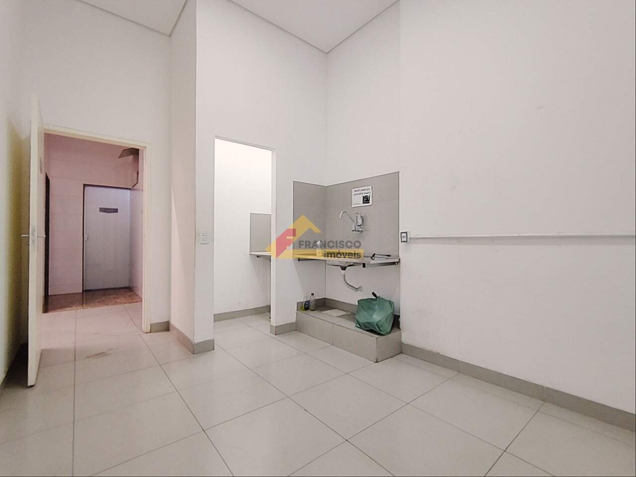 Sobre Loja para aluguel no Centro: