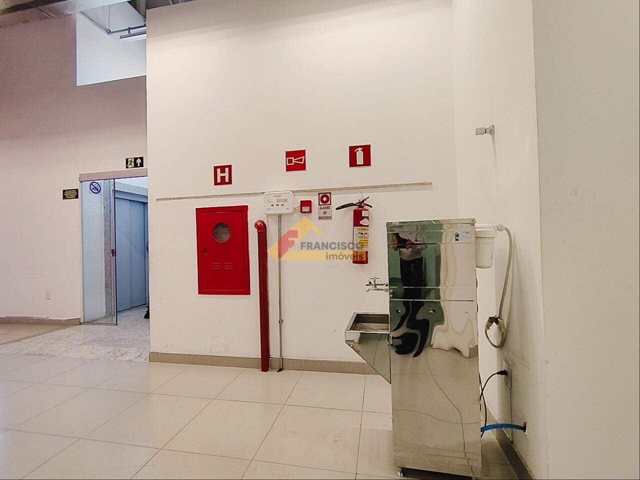 Sobre Loja para aluguel no Centro: