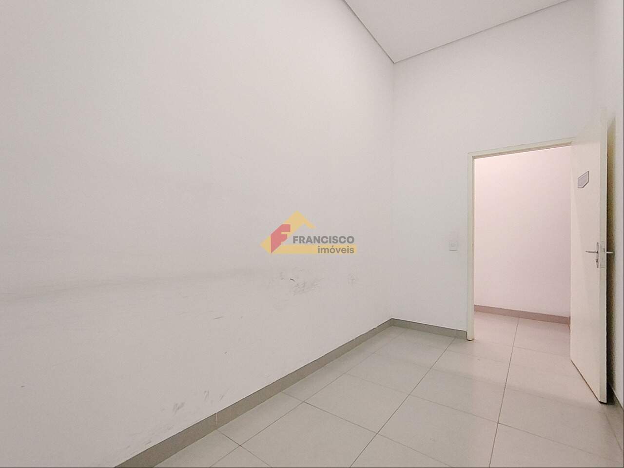 Sobre Loja para aluguel no Centro: