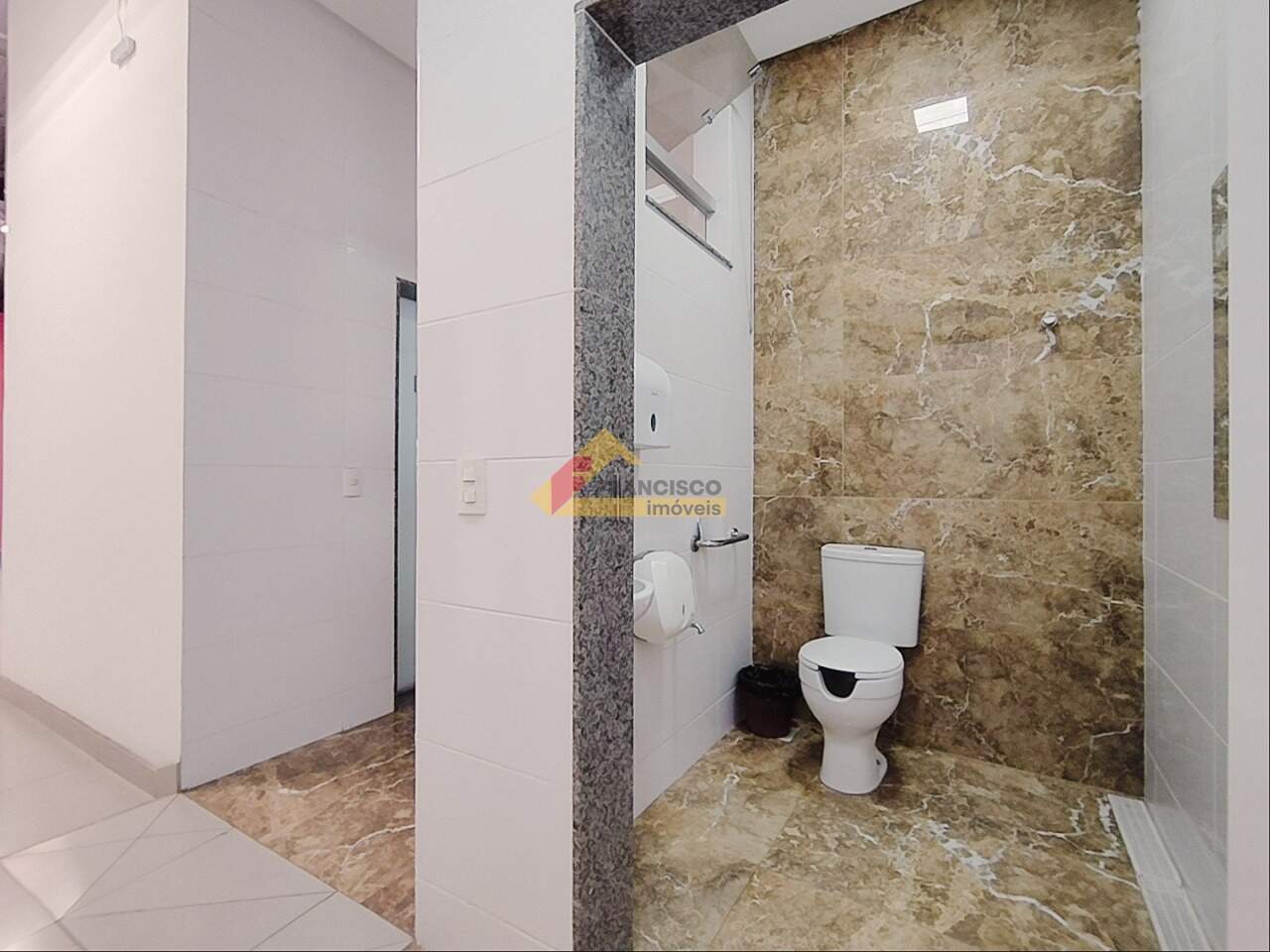 Sobre Loja para aluguel no Centro: