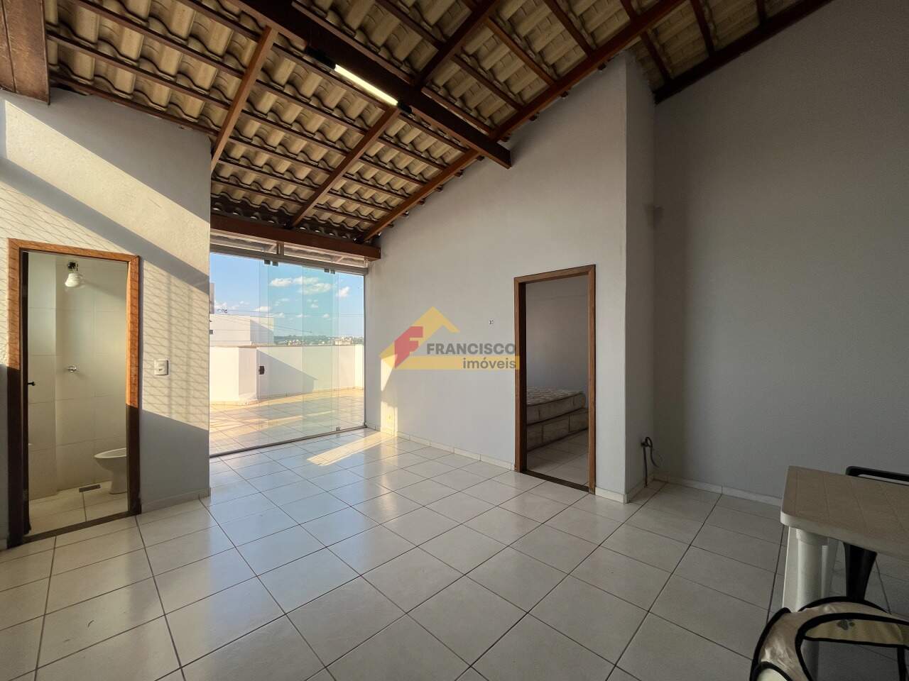 Apartamento Cobertura para aluguel no Santa Clara: