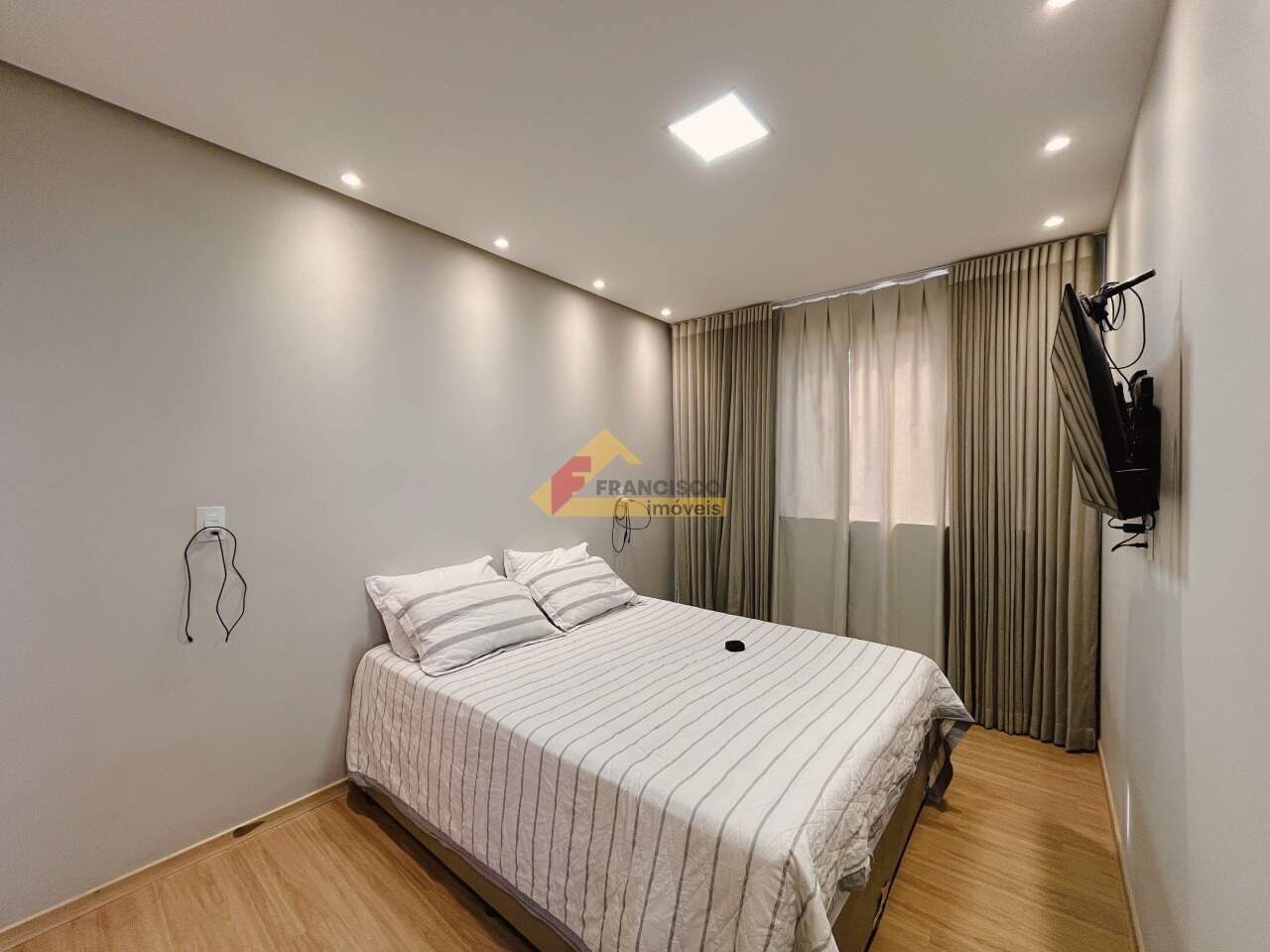 Apartamento para aluguel no Manoel Valinhas: