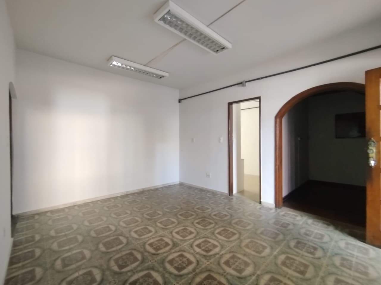 Casa Comercial para aluguel no Centro: